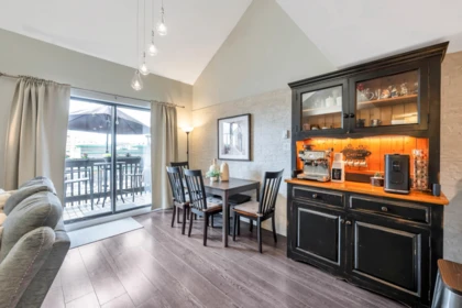 Breakfast Nook Photo of 7 20229 Fraser Highway, Langley, BC