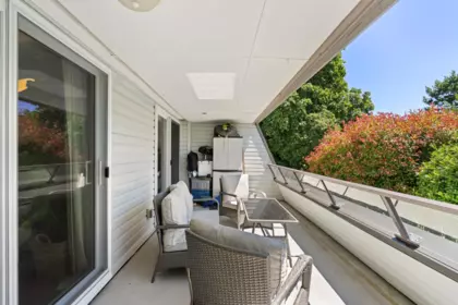 Mudroom Photo of 111 1341 George Street, White Rock, BC