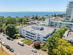 111 1341 George Street, White Rock, BC