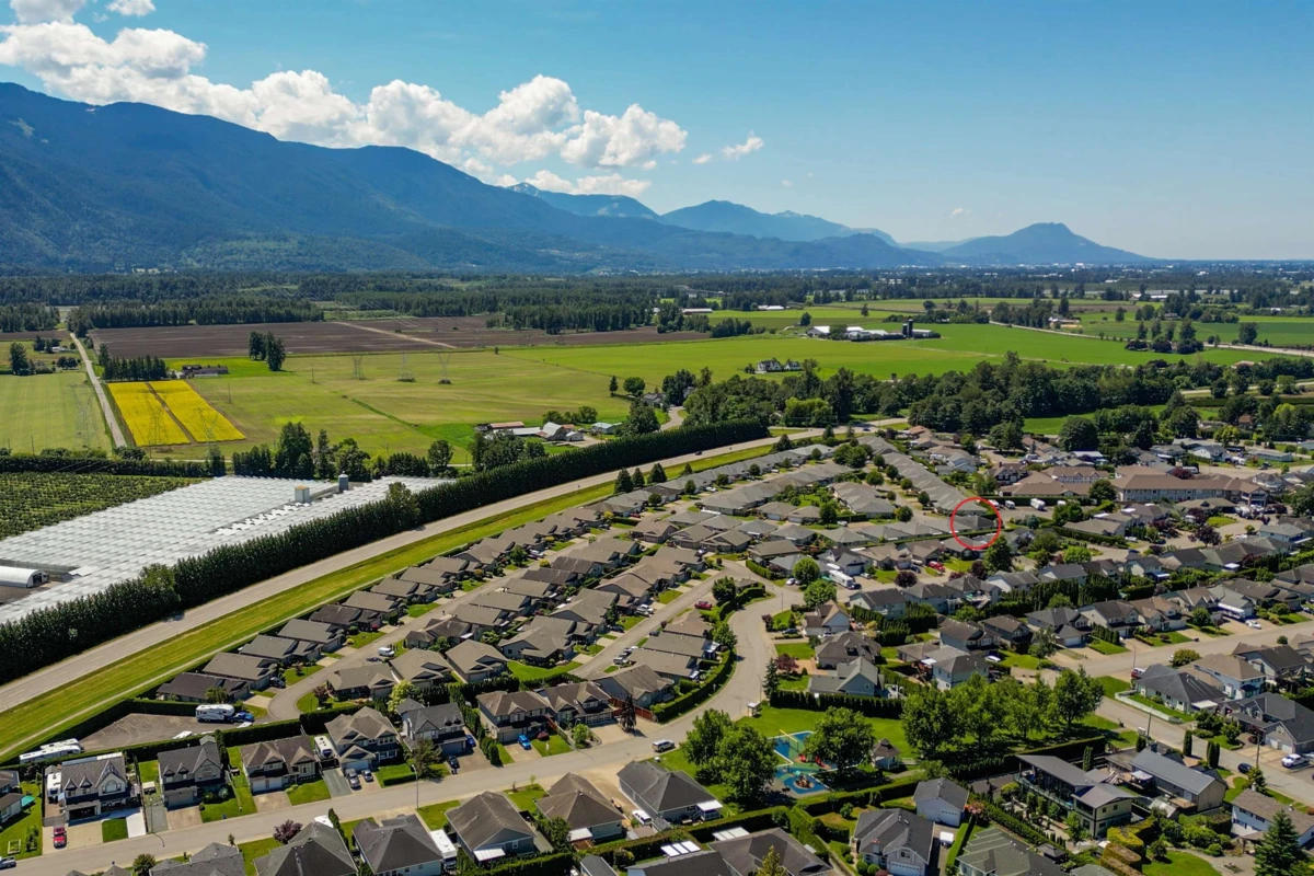 Family Room Photo of 72 7292 Elm Road, Agassiz, BC