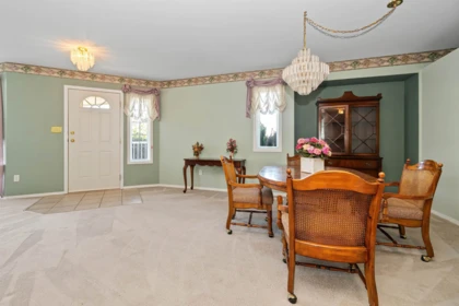 Hallway Photo of 72 7292 Elm Road, Agassiz, BC