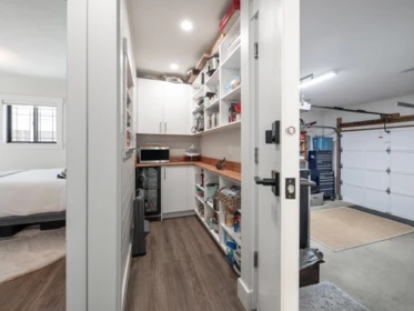 Basement Recreation Room Photo of 655 Dougall Road, Gibsons, BC