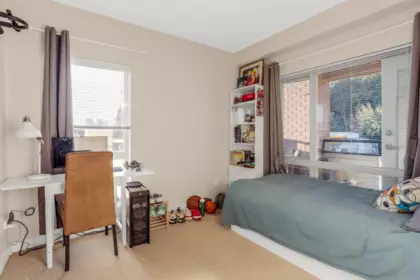 Walk-In Closet Photo of 204 1177 Marine Drive, North Vancouver, BC