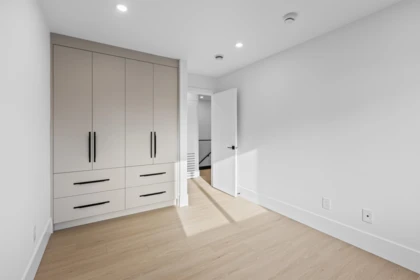 Powder Room Photo of 3 6831 Salisbury Avenue, Burnaby, BC