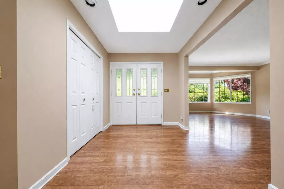 Dining Area Photo of 14290 30 Avenue, Surrey, BC