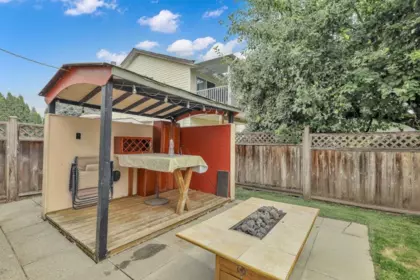 Outdoor Kitchen Photo of 20140 Ashley Crescent, Maple Ridge, BC