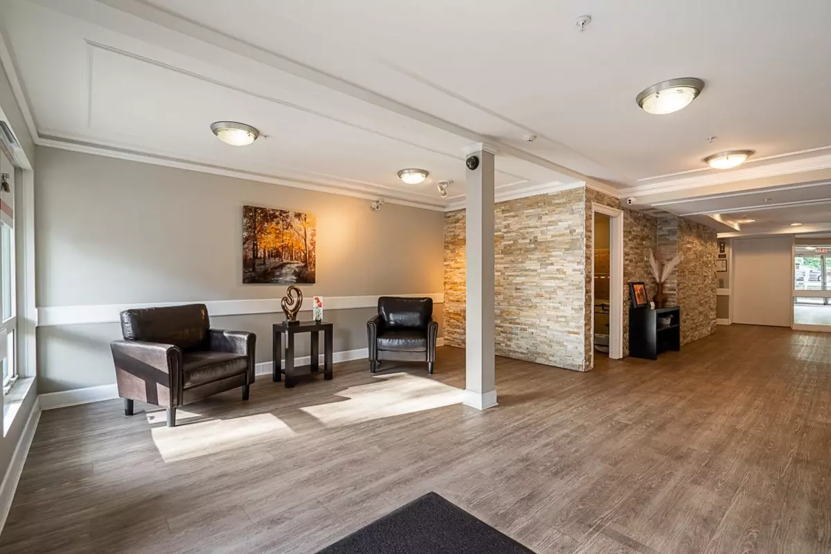 Living Room Photo of 212 15255 18 Avenue, Surrey, BC