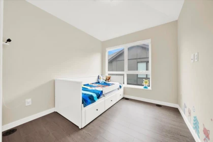 Bedroom 2 Photo of 105 4662 Hemlock Way, Tsawwassen, BC