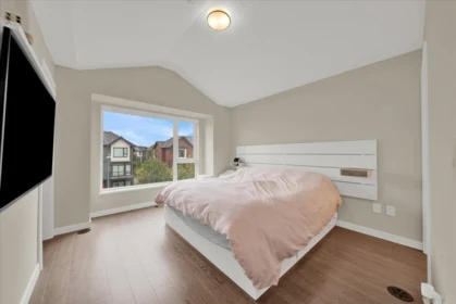 Walk-In Closet Photo of 105 4662 Hemlock Way, Tsawwassen, BC