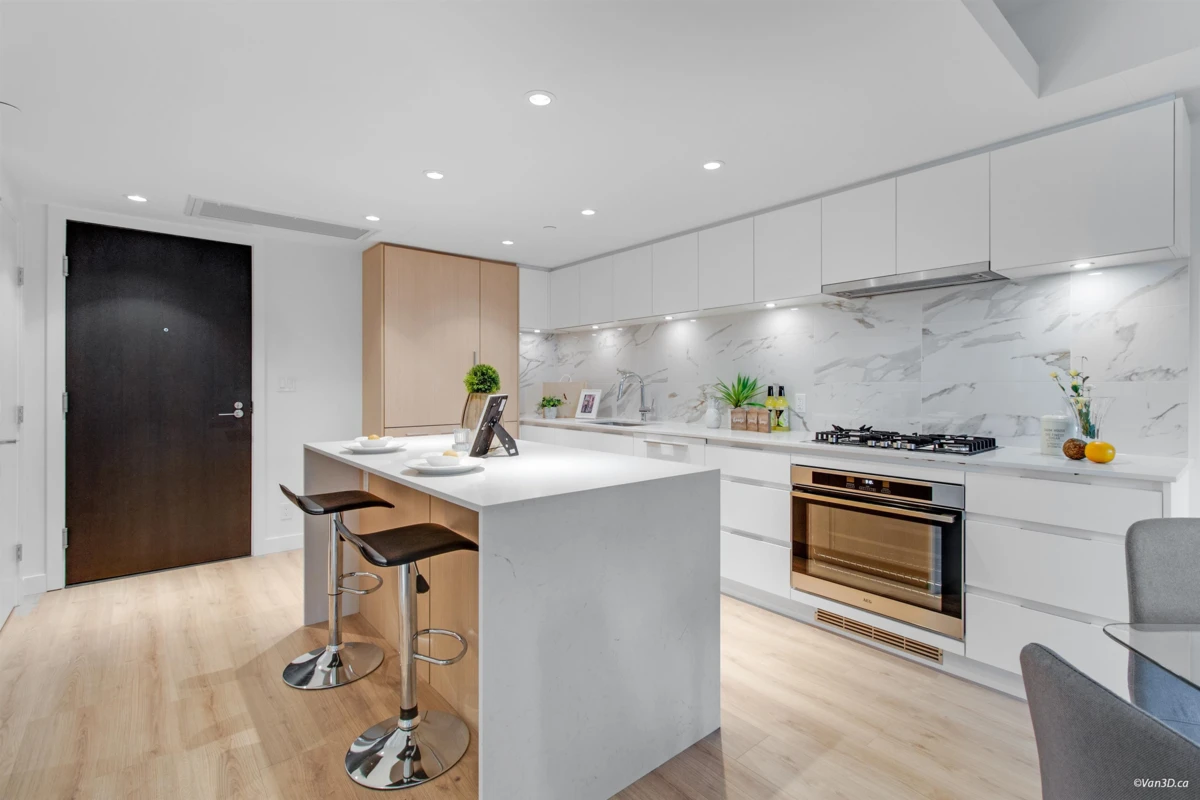 Dining Area Photo of 306 1500 Fern Street, North Vancouver, BC