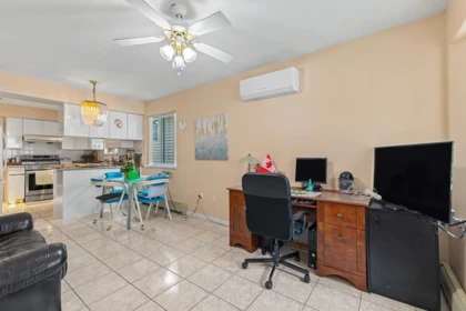 Primary Bedroom Photo of 4137 Parker Street, Burnaby, BC
