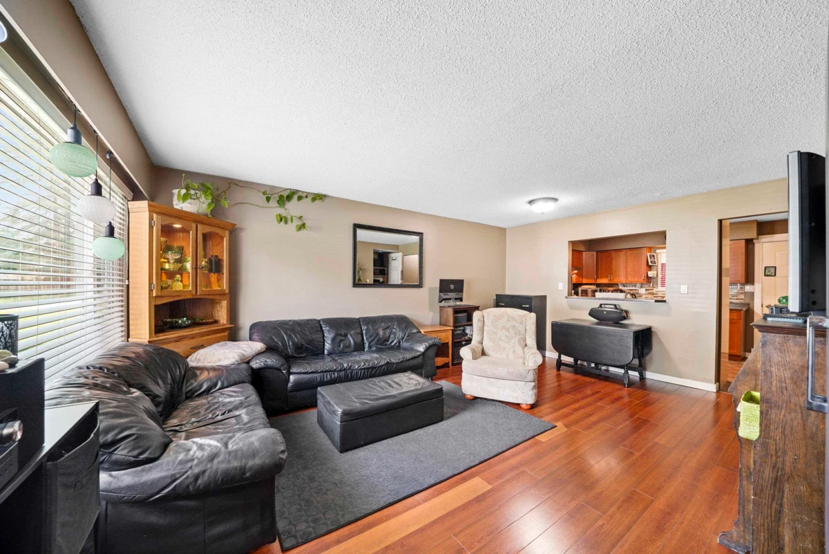 Living Room Photo of 21532 Mayo Place, Maple Ridge, BC