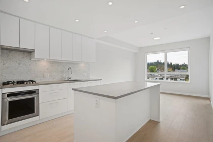612 110 E 17th Street, North Vancouver, BC, North Vancouver — Apartment/Condo for sale