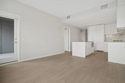 612 110 E 17th Street, North Vancouver, BC, North Vancouver — Apartment/Condo for sale