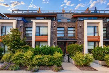 302 6085 Irmin Street, Burnaby, BC, Burnaby — Townhouse for sale