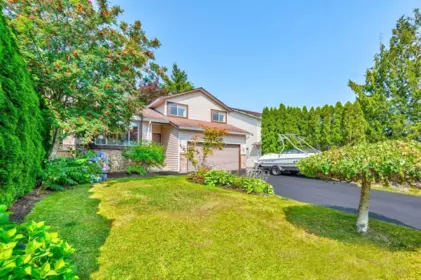 9427 214 Street, Langley, BC, Langley — Single Family Residence for sale