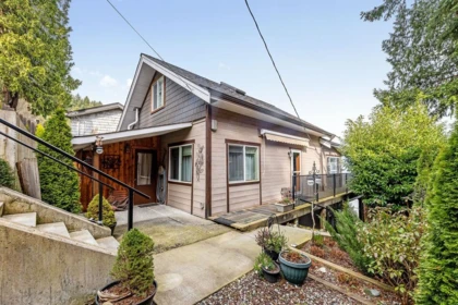 790 Marine Drive, Gibsons, BC, Gibsons — Single Family Residence for sale