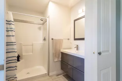 Laundry Room Photo of 5605 Ocean Avenue, Sechelt, BC