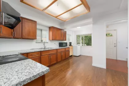 Kitchen Island Photo of 1038 E 51st Avenue, Vancouver, BC