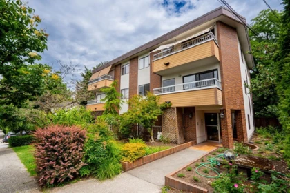 302 138 Templeton Drive, Vancouver, BC, Vancouver — Apartment/Condo for sale