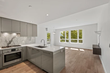 204 4080 Yukon Street, Vancouver, BC, Vancouver — Apartment/Condo for sale
