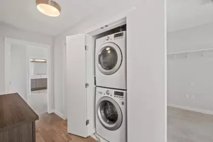 Powder Room Photo of 204 4080 Yukon Street, Vancouver, BC