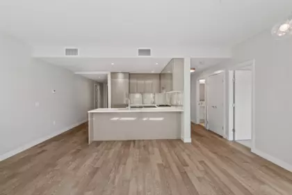 Walk-In Closet Photo of 204 4080 Yukon Street, Vancouver, BC