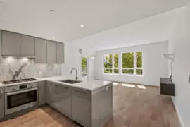 204 4080 Yukon Street, Vancouver, BC