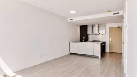 4105 4670 Assembly Way, Burnaby, BC, Burnaby — Apartment/Condo for sale