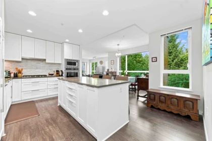 203 3911 Cates Landing Way, North Vancouver, BC, North Vancouver — Apartment/Condo for sale