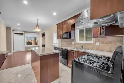 Breakfast Nook Photo of 11520 Williams Road, Richmond, BC