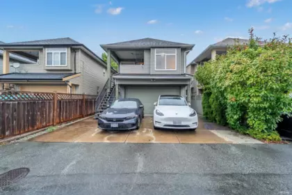 Hot Tub / Spa Photo of 11520 Williams Road, Richmond, BC