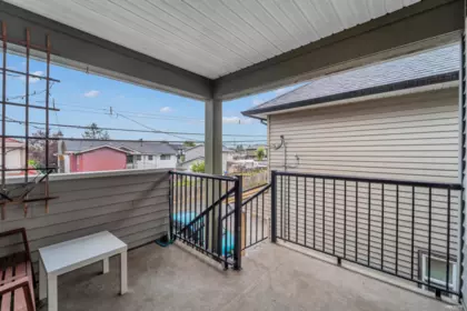 Swimming Pool Photo of 11520 Williams Road, Richmond, BC