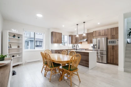 Breakfast Nook Photo of 4 789 Ota Avenue, New Westminster, BC