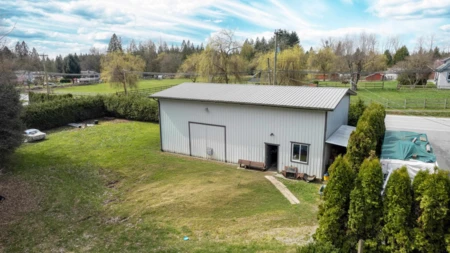 Hot Tub / Spa Photo of 12486 256 Street, Maple Ridge, BC