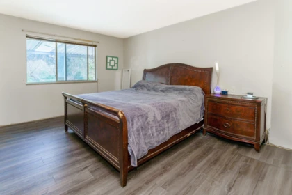 Powder Room Photo of 12486 256 Street, Maple Ridge, BC