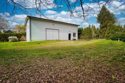 Swimming Pool Photo of 12486 256 Street, Maple Ridge, BC