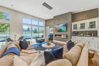 8224 Alpine Way, Whistler, BC, Whistler — Single Family Residence for sale