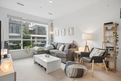 418 3581 Ross Drive, Vancouver, BC, Vancouver — Apartment/Condo for sale