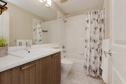 Guest Bathroom Photo of 22 10595 Delsom Crescent, Delta, BC