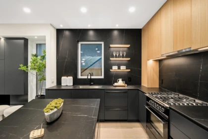 Primary Bedroom Photo of 1 2764 W 14th Avenue, Vancouver, BC