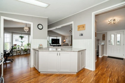 Kitchen Island Photo of 59 45918 Knight Road, Chilliwack, BC