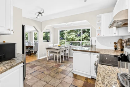 Kitchen Photo of 990 Jarvis Street, Coquitlam, BC
