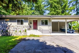 990 Jarvis Street, Coquitlam, BC