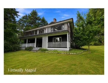 Living Room Photo of 1523 Grandview Road, Gibsons, BC