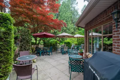 Backyard Photo of 505 2059 Chesterfield Avenue, North Vancouver, BC