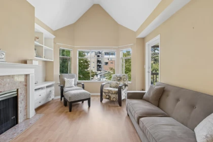 505 2059 Chesterfield Avenue, North Vancouver, BC, North Vancouver — Apartment/Condo for sale