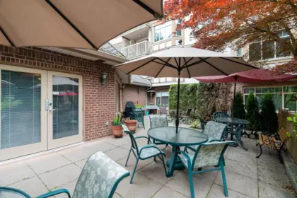 Outdoor Deck Photo of 505 2059 Chesterfield Avenue, North Vancouver, BC