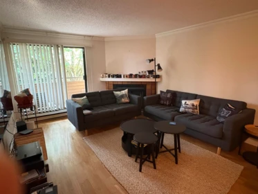 240 7293 Moffatt Road, Richmond, BC, Richmond — Apartment/Condo for sale