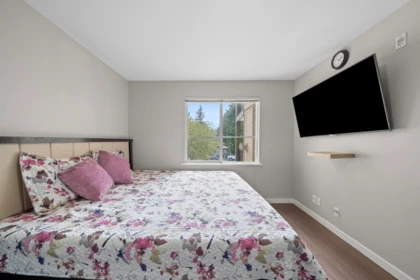 Bedroom 2 Photo of 207 12083 92a Avenue, Surrey, BC